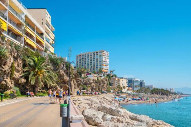 Apartamento Carole Playa Bajondillo Torremolinos Beach - Playa A 30 Segundos - Wifi - Parking - Terraza Apartment Ngoại thất bức ảnh